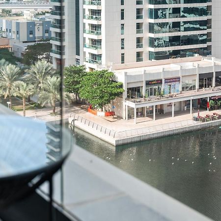 Upscale Studio Full Lake View In Goldcrest View Tower Dubai Bagian luar foto